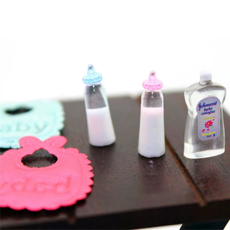 1:12 Dolls House Miniature Baby Bottles Shampoo Bibs Set Nursery Accessory Gift