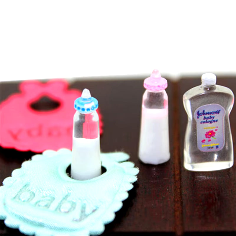 1Set 1:12 Dolls House Miniature Baby Bottles Shampoo Bibs Set Nursery Accessory Gift Baby Bottles Set